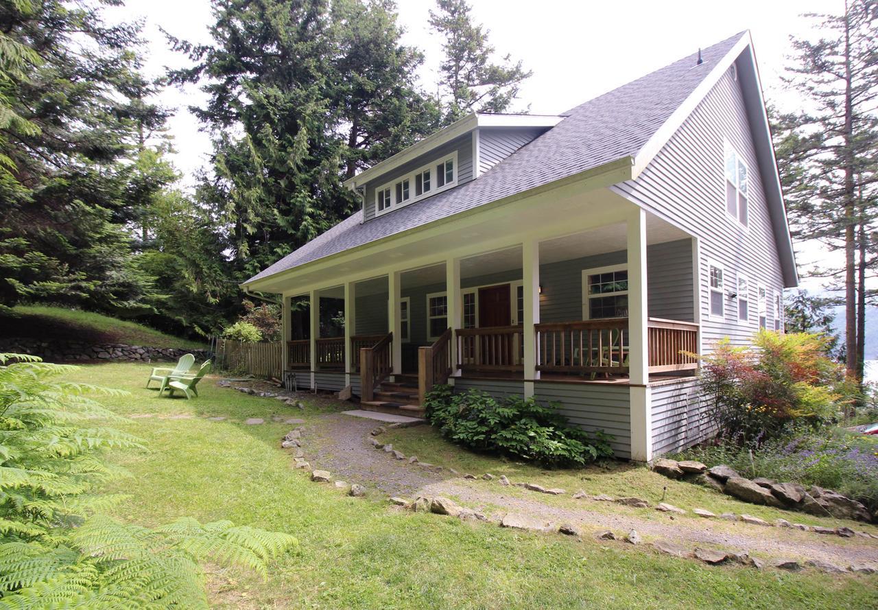 Shore Thing Retreat Eastsound Exterior photo